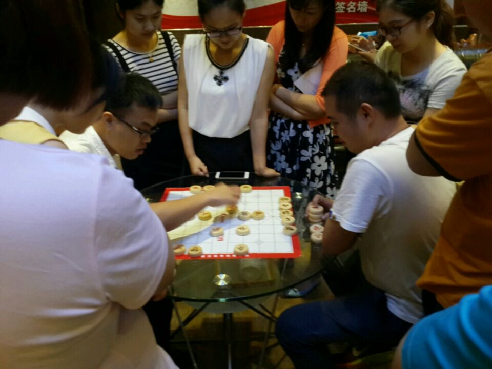 <b>银河集团9873com科技第一届象棋和五子棋比赛圆满结束</b>