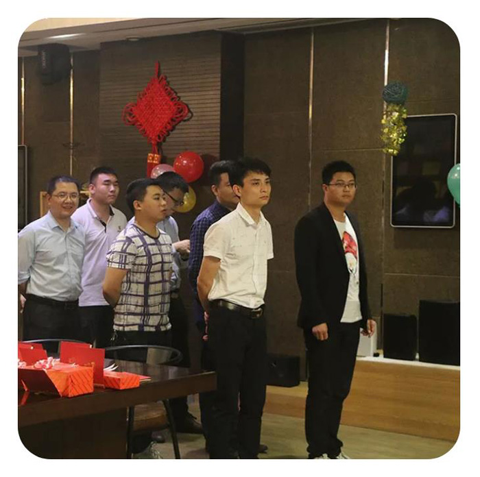 银河集团9873com科技2019年第一季度生日会