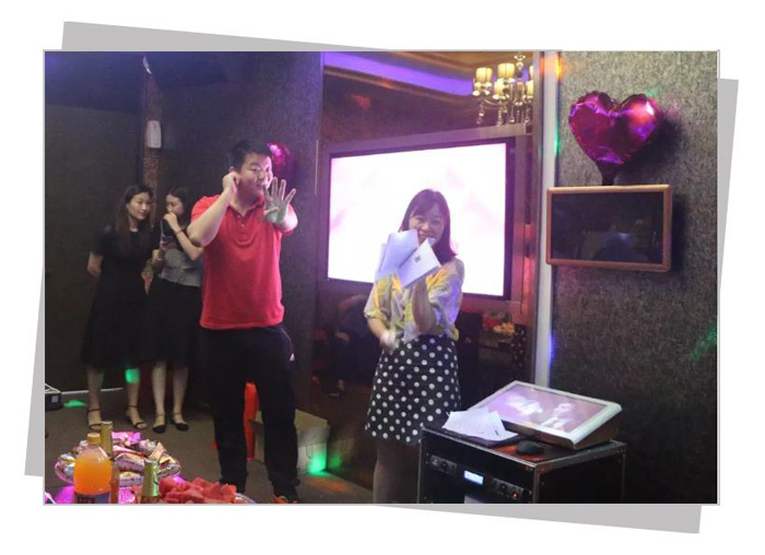 银河集团9873com科技生日会